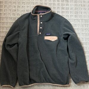 Patagonia grey and peach Synchilla Snap-T